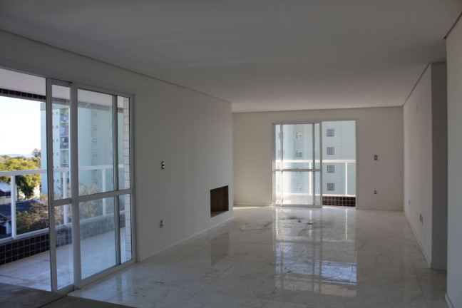 Imagem Apartamento com 4 Quartos à Venda, 162 m² em Nossa Senhora Do Rosário - Santa Maria Imagem Apartamento com 4 Quartos à Venda, 162 m² em Nossa Senhora Do Rosário - Santa Maria