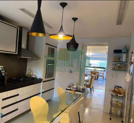 Imagem Apartamento com 3 Quartos à Venda, 153 m² em Graças - Recife