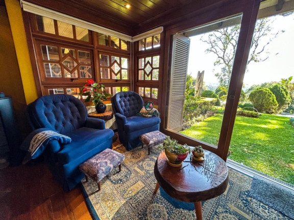 Imagem Casa com 3 Quartos à Venda, 189 m² em Planalto - Gramado