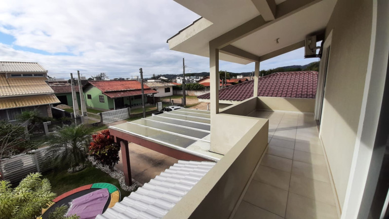 Imagem Casa com 3 Quartos à Venda, 160 m² em Areias De Palhocinha - Garopaba
