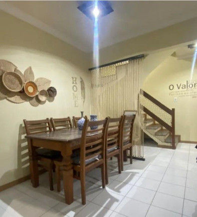 Imagem Casa com 5 Quartos à Venda, 166 m² em Pituaçu - Salvador Imagem Casa com 5 Quartos à Venda, 166 m² em Pituaçu - Salvador