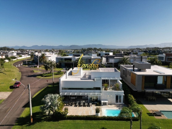 Imagem Casa de Condomínio com 5 Quartos à Venda, 327 m² em Centro - Xangri-la