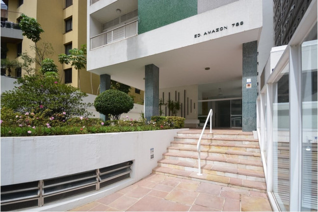 Imagem Apartamento com 3 Quartos à Venda, 180 m² em Santa Cecília - São Paulo Imagem Apartamento com 3 Quartos à Venda, 180 m² em Santa Cecília - São Paulo