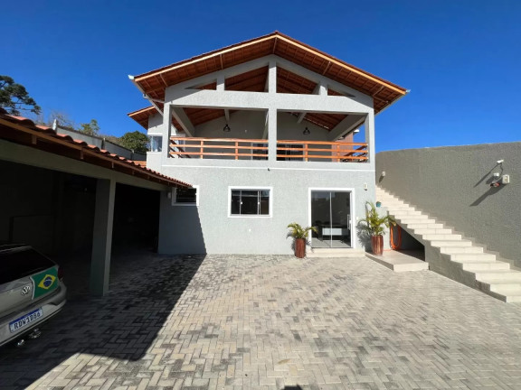 Imagem Casa com 3 Quartos à Venda, 250 m² em Uvaranas - Ponta Grossa