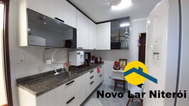 Imagem Casa com 4 Quartos à Venda, 240 m² em Centro - Niterói Imagem Casa com 4 Quartos à Venda, 240 m² em Centro - Niterói