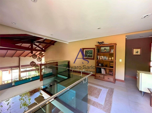 Imagem Casa com 3 Quartos à Venda, 350 m² em Fradinhos - Vitória Imagem Casa com 3 Quartos à Venda, 350 m² em Fradinhos - Vitória