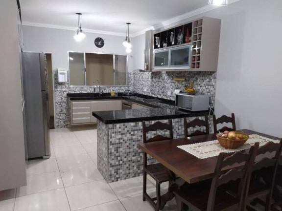 Imagem Sobrado com 3 Quartos à Venda, 200 m² em Jardim Hípica Pinheiro - Taubaté Imagem Sobrado com 3 Quartos à Venda, 200 m² em Jardim Hípica Pinheiro - Taubaté