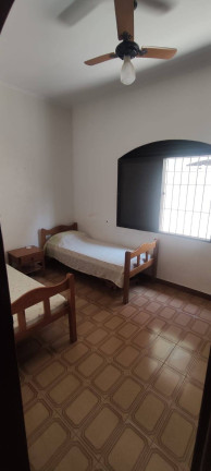 Imagem Casa com 3 Quartos à Venda, em Caiçara - Praia Grande Imagem Casa com 3 Quartos à Venda, em Caiçara - Praia Grande