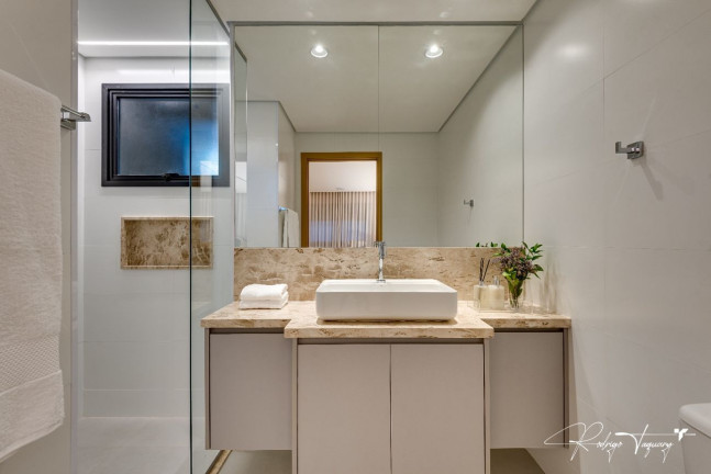 Imagem Apartamento com 3 Quartos à Venda, 122 m² em Jardim América - Goiânia