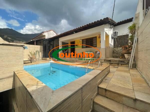 Imagem Casa com 5 Quartos à Venda, 175 m² em Grajaú - Rio De Janeiro Imagem Casa com 5 Quartos à Venda, 175 m² em Grajaú - Rio De Janeiro