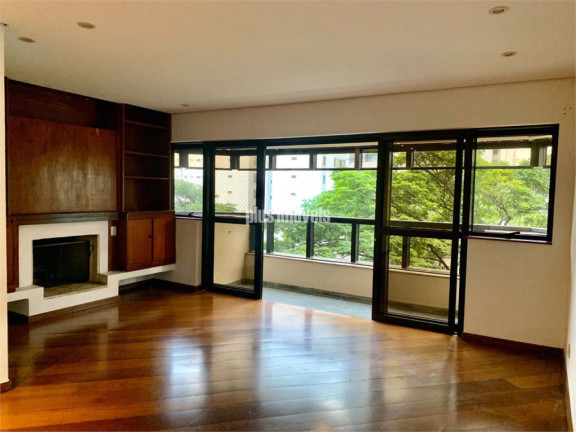 Apartamento com 3 Quartos à Venda, 160 m² em Moema - São Paulo