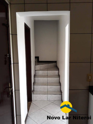 Imagem Casa com 2 Quartos à Venda, 76 m² em Santa Bárbara - Niterói Imagem Casa com 2 Quartos à Venda, 76 m² em Santa Bárbara - Niterói