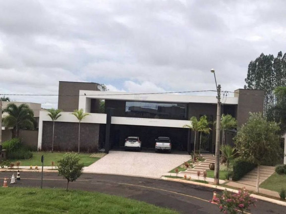 Casa à Venda,  em Condominio Golden Park Residence - Mirassol