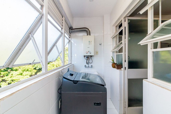 Imagem Apartamento com 2 Quartos à Venda, 90 m² em Petrópolis - Porto Alegre