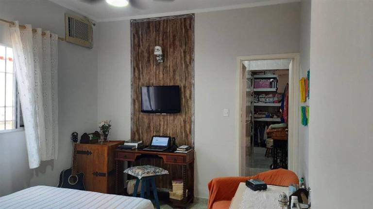 Imagem Casa com 1 Quarto à Venda, em Ocian - Praia Grande Imagem Casa com 1 Quarto à Venda, em Ocian - Praia Grande