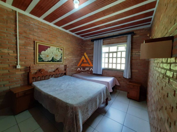 Imagem Chácara com 3 Quartos à Venda, 2.680 m²