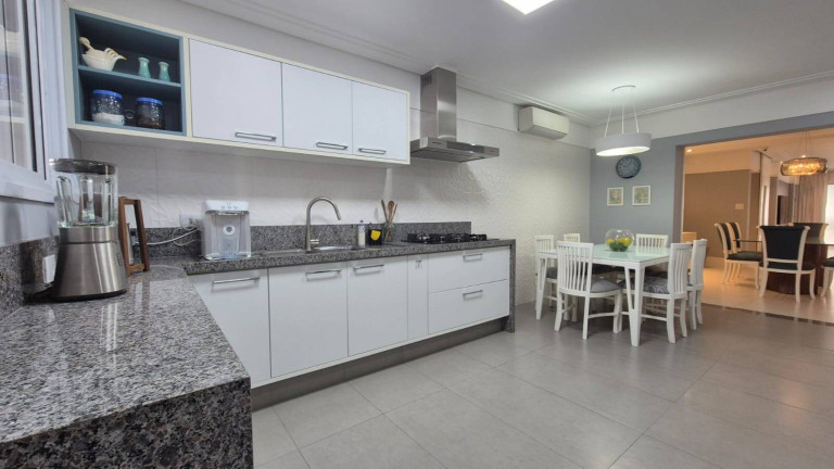 Imagem Apartamento com 4 Quartos à Venda, 198 m² em Boqueirão - Santos
