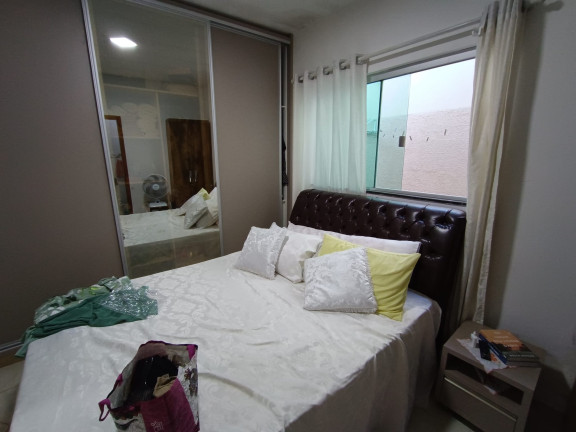 Imagem Casa de Condomínio com 3 Quartos à Venda, 125 m² em Parque Sao Jorge - Aparecida De Goiania