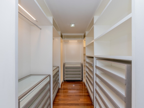 Imagem Sobrado com 4 Quartos à Venda, 391 m² em Vila Inah - São Paulo