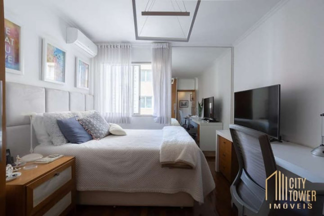 Imagem Apartamento com 3 Quartos à Venda, 228 m² em Itaim Bibi - São Paulo