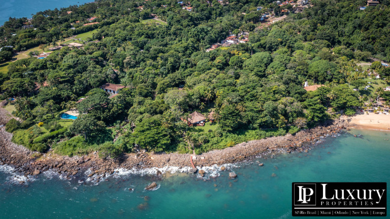 Imagem Casa de Condomínio com 4 Quartos à Venda,  em Centro - Ilhabela