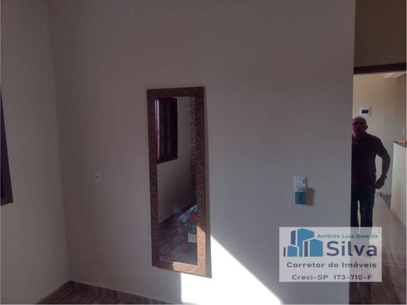 Imagem Casa com 3 Quartos à Venda, 170 m²