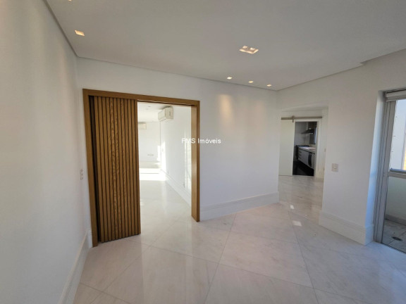 Imagem Imóvel com 3 Quartos à Venda, 210 m² em Moema - São Paulo Imagem Imóvel com 3 Quartos à Venda, 210 m² em Moema - São Paulo