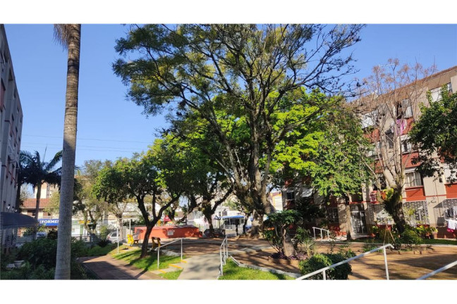 Imóvel com 3 Quartos à Venda,  em Jardim Itu - Porto Alegre