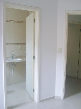 Imagem Casa com 5 Quartos à Venda, 308 m² em Vila Mathias - Santos Imagem Casa com 5 Quartos à Venda, 308 m² em Vila Mathias - Santos