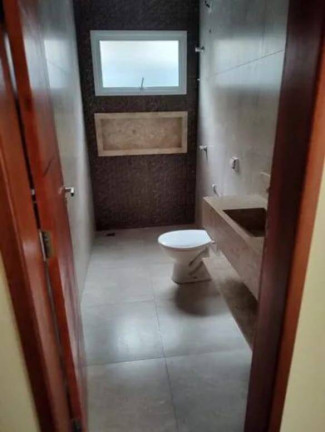 Imagem Casa com 3 Quartos à Venda, 300 m² em Caçapava
