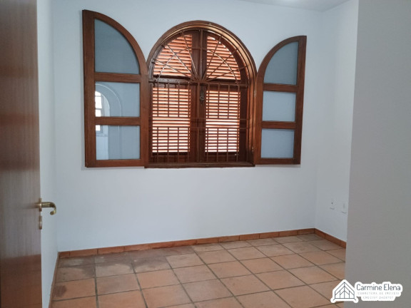 Imagem Casa com 6 Quartos para Alugar, 15 m² em Centro - Ubatuba Imagem Casa com 6 Quartos para Alugar, 15 m² em Centro - Ubatuba