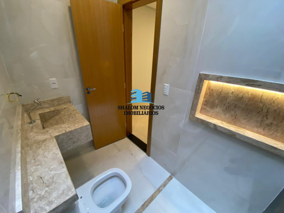 Imagem Casa com 3 Quartos à Venda, 209 m² em Vila Rosa - Goiânia