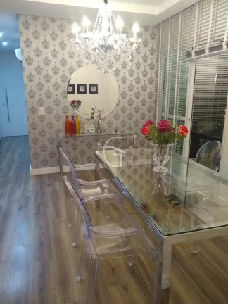 Imagem Sobrado com 3 Quartos à Venda,  em Saguaçu - Joinville