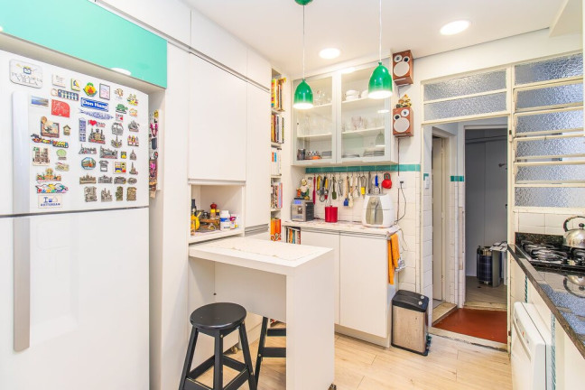 Imagem Apartamento com 3 Quartos à Venda, 126 m² em Bom Fim - Porto Alegre Imagem Apartamento com 3 Quartos à Venda, 126 m² em Bom Fim - Porto Alegre