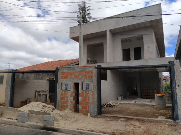 Imagem Casa com 3 Quartos à Venda, 180 m² em Piqueri - Atibaia Imagem Casa com 3 Quartos à Venda, 180 m² em Piqueri - Atibaia