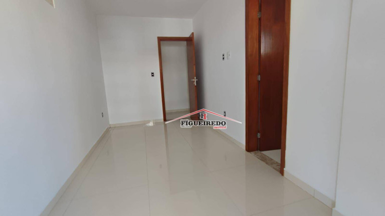 Imagem Apartamento com 3 Quartos à Venda, 144 m² em Canto Do Forte - Praia Grande Imagem Apartamento com 3 Quartos à Venda, 144 m² em Canto Do Forte - Praia Grande