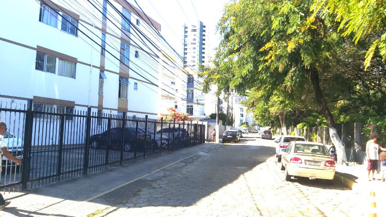 Imagem Apartamento com 3 Quartos à Venda, 77 m² em Pituba - Salvador Imagem Apartamento com 3 Quartos à Venda, 77 m² em Pituba - Salvador