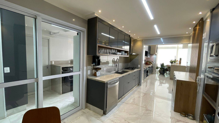 Imagem Apartamento com 3 Quartos à Venda, 189 m² em Taquaral - Campinas Imagem Apartamento com 3 Quartos à Venda, 189 m² em Taquaral - Campinas