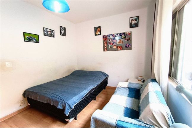 Imagem Casa com 3 Quartos à Venda, 242 m² em Vila Rosália - Guarulhos Imagem Casa com 3 Quartos à Venda, 242 m² em Vila Rosália - Guarulhos