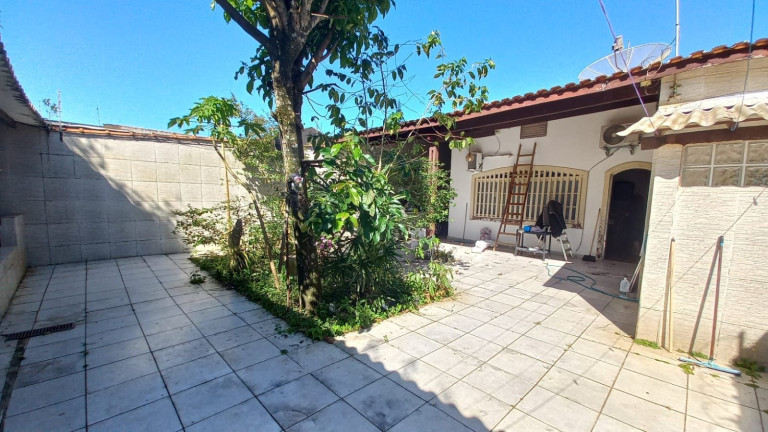 Imagem Casa com 2 Quartos à Venda, 170 m² em Balneário Gaivota - Itanhaém