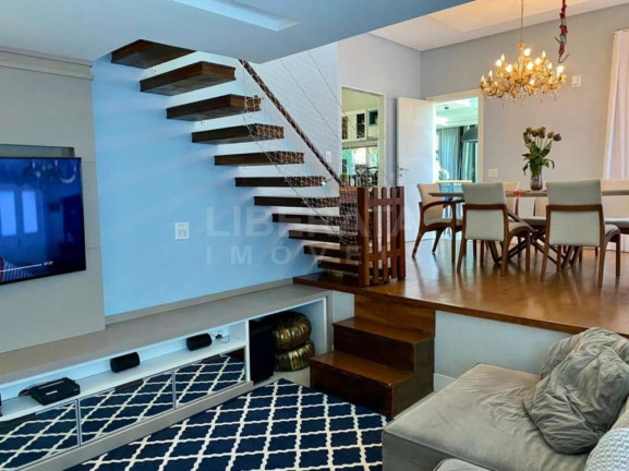 Imagem Sobrado com 3 Quartos à Venda, 220 m² em Centro - Navegantes Imagem Sobrado com 3 Quartos à Venda, 220 m² em Centro - Navegantes