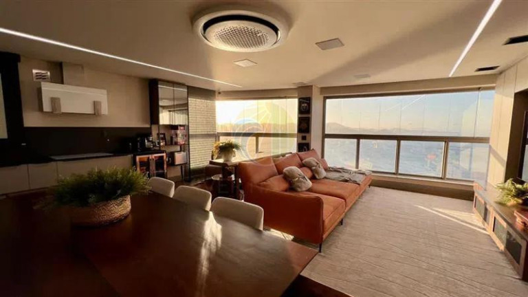 Imagem Apartamento com 3 Quartos à Venda, 184 m² em Centro - Balneário Camboriú