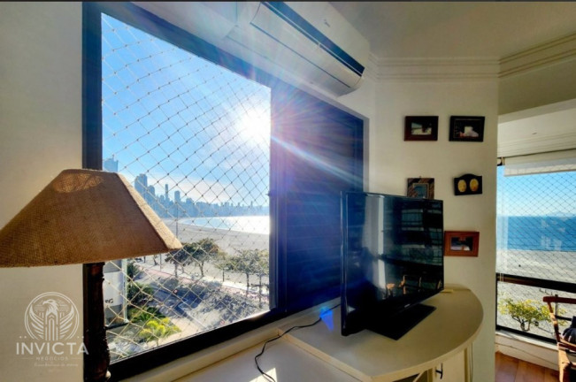 Imagem Apartamento com 3 Quartos à Venda, 198 m² em Centro - Balneário Camboriú Imagem Apartamento com 3 Quartos à Venda, 198 m² em Centro - Balneário Camboriú