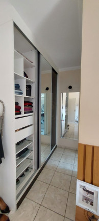 Imagem Casa com 4 Quartos à Venda, 140 m² em Jardim Terras Do Sul - São José Dos Campos Imagem Casa com 4 Quartos à Venda, 140 m² em Jardim Terras Do Sul - São José Dos Campos