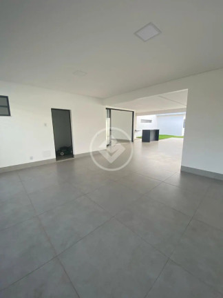 Casa com 4 Quartos à Venda, 280 m² em Condomínio Do Lago - Goiânia
