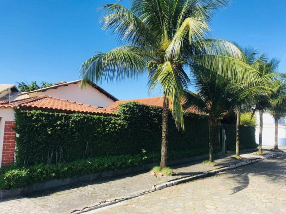 Imagem Casa com 3 Quartos à Venda, 300 m² em Canto Do Forte - Praia Grande Imagem Casa com 3 Quartos à Venda, 300 m² em Canto Do Forte - Praia Grande