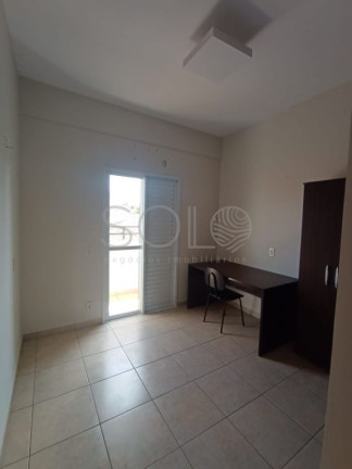 Imagem Apartamento com 3 Quartos para Alugar,  em Centro - Araraquara