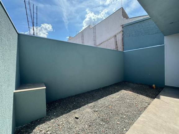 Imagem Casa com 3 Quartos à Venda, 75 m² em Parque Residencial Aeroporto - Maringa