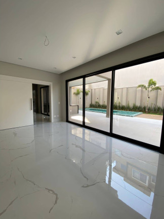 Imagem Casa com 4 Quartos à Venda, 420 m² em Tamboré - Santana De Parnaíba Imagem Casa com 4 Quartos à Venda, 420 m² em Tamboré - Santana De Parnaíba