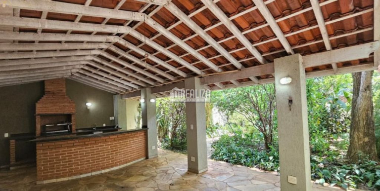 Imagem Casa com 4 Quartos à Venda, 1.093 m² em Estados Unidos - Uberaba Imagem Casa com 4 Quartos à Venda, 1.093 m² em Estados Unidos - Uberaba